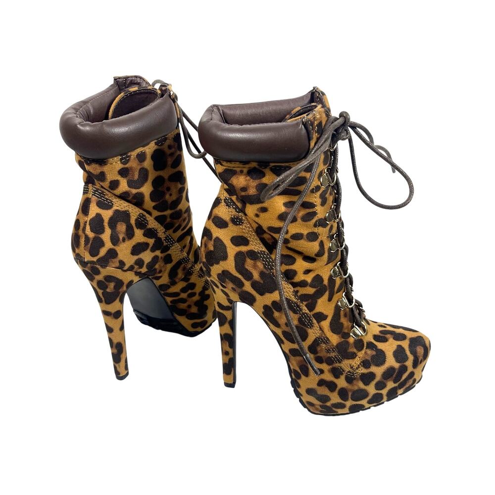 JustFab Leopard Print Letha Platform Boots: Y2K, Modern